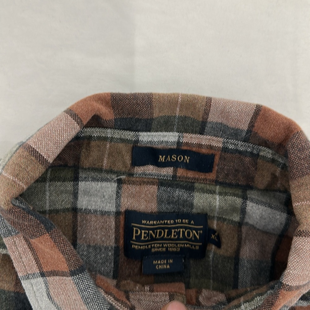 Pendleton Mason Button Down Long Sleeve Plaid Fla… - image 4